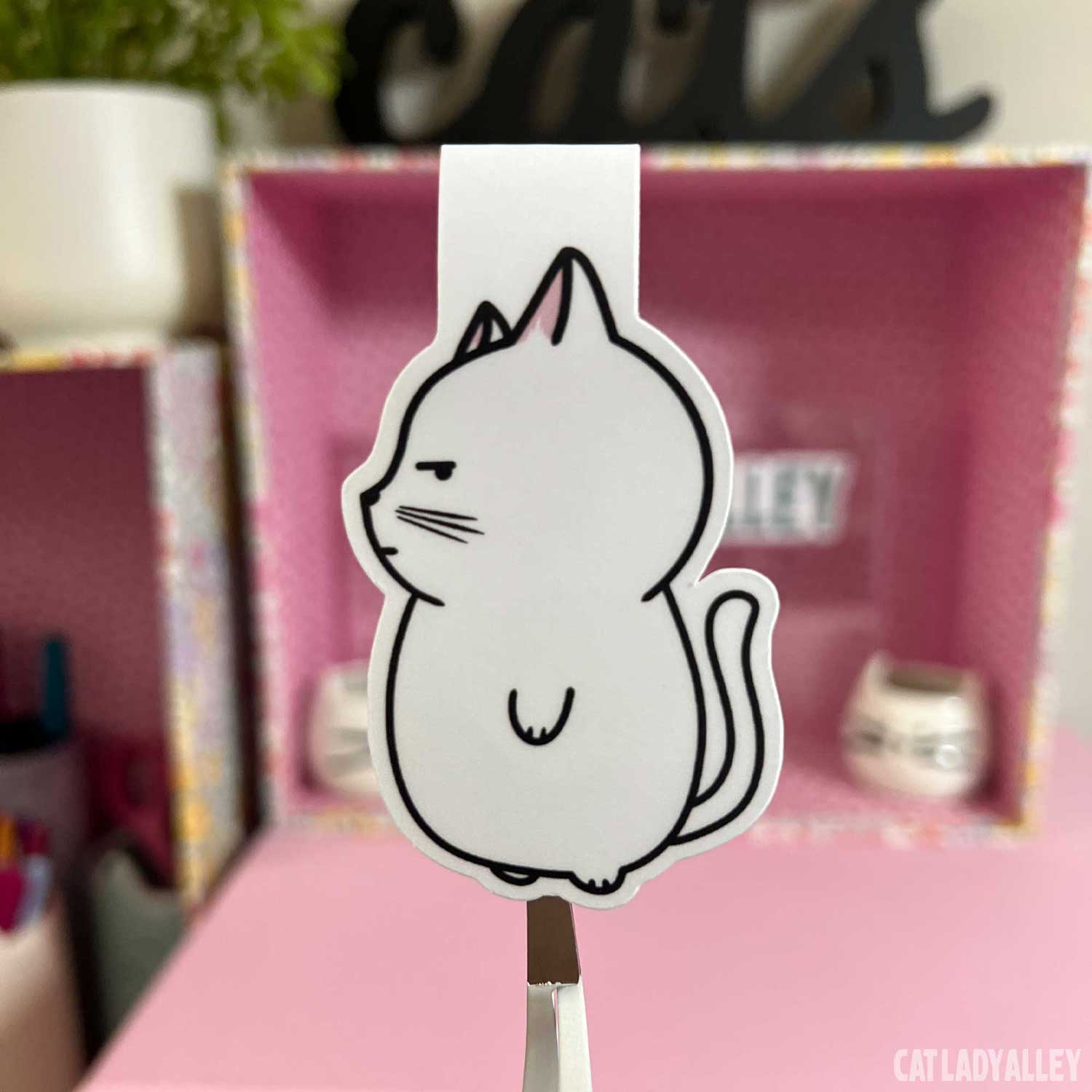 white cat illustration magnetic bookmark