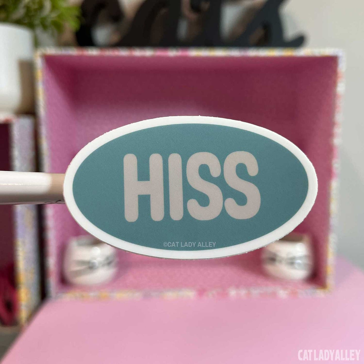 oval hiss cat sticker